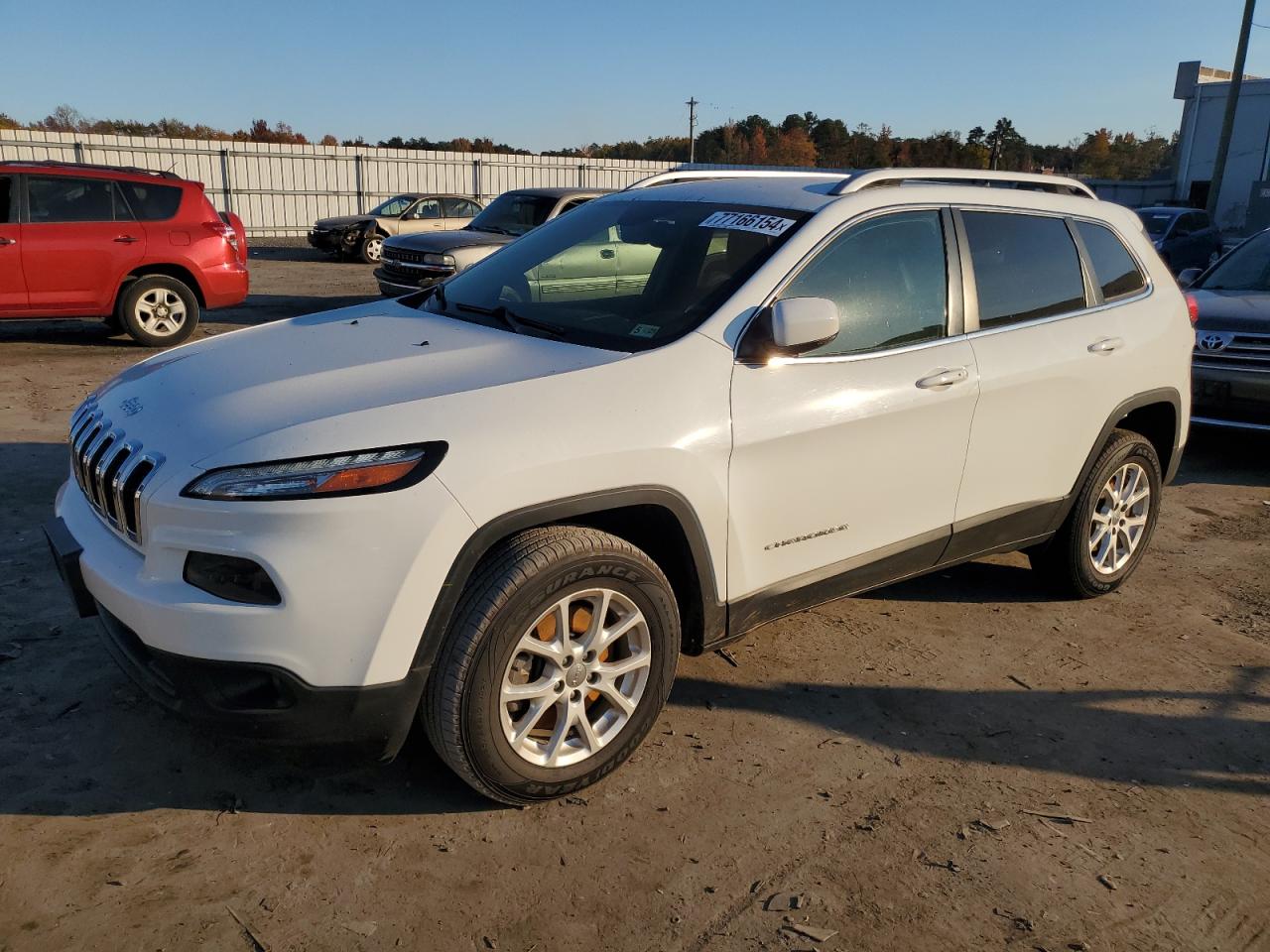 2016 Jeep Cherokee Latitude VIN: 1C4PJMCS9GW368216 Lot: 77166154