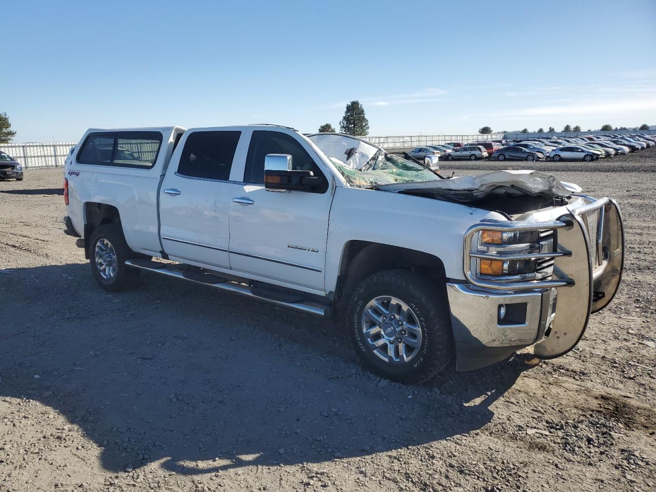 2018 Chevrolet Silverado - Image 4