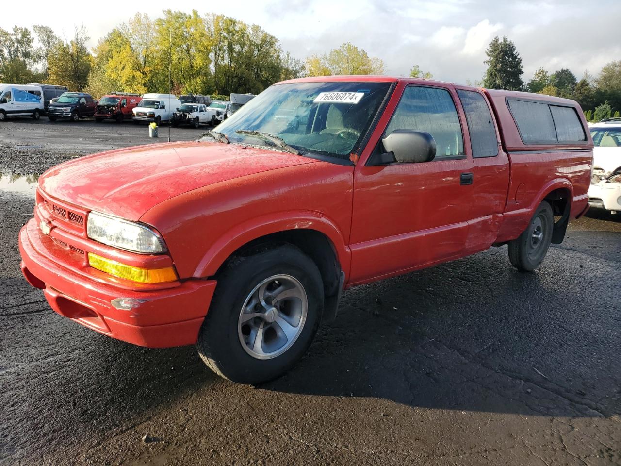2000 Chevrolet S-10 Pickup - Image 1