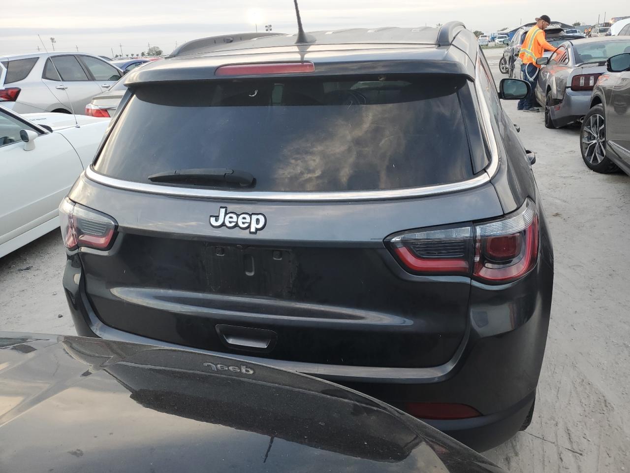 2020 Jeep Compass Limited VIN: 3C4NJCCBXLT125645 Lot: 76579664