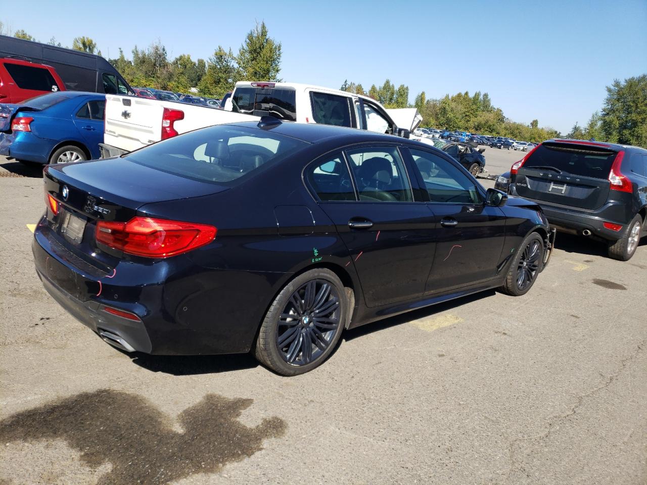 WBAJA7C55JG908113 2018 BMW 530 Xi