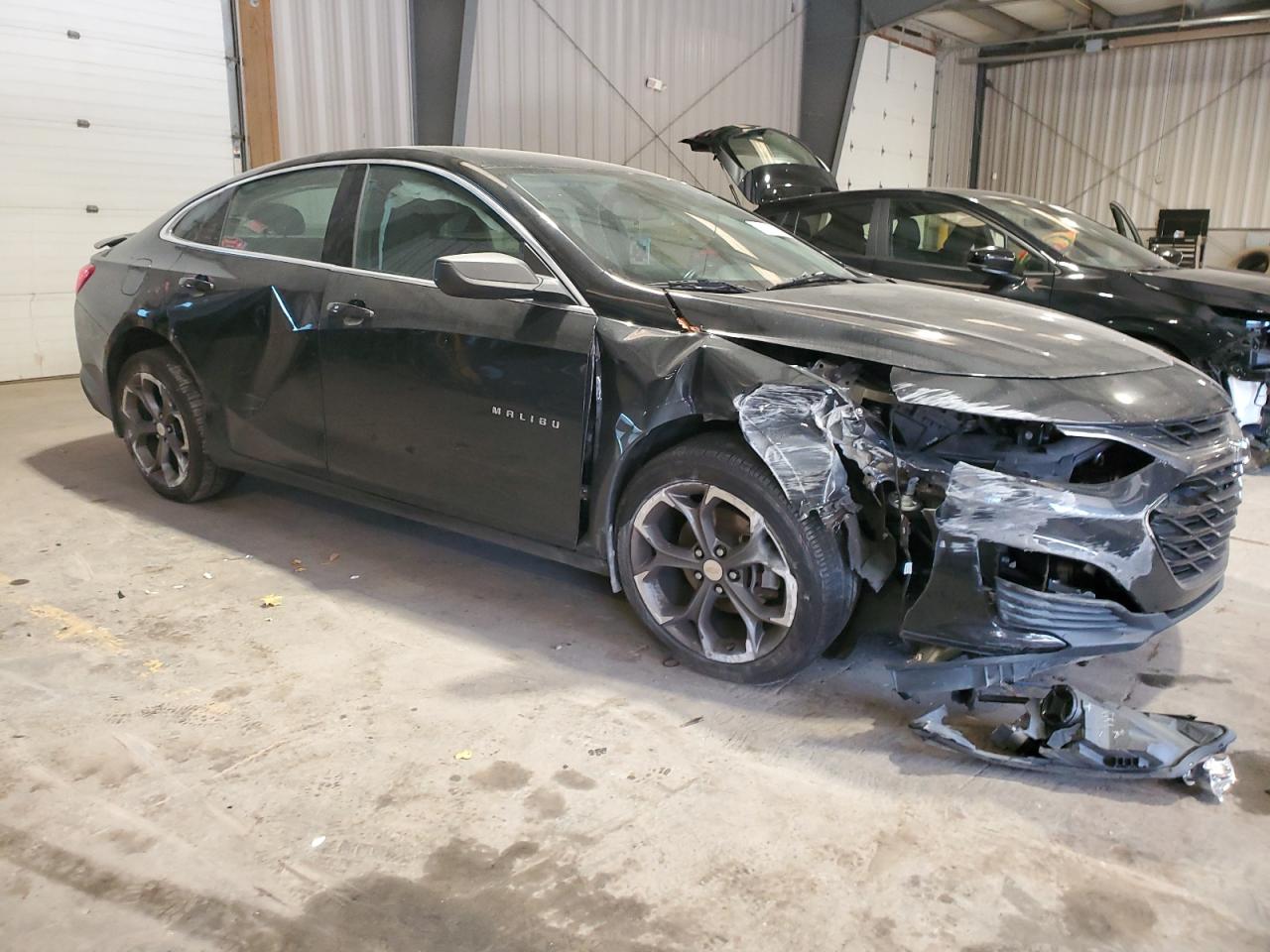 2019 Chevrolet Malibu - Image 4