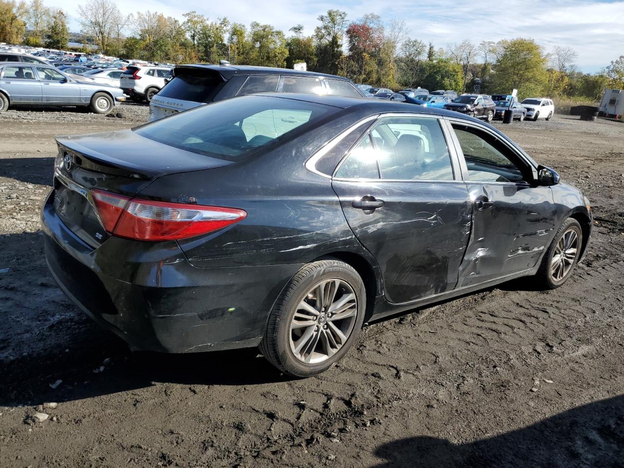 2016 Toyota Camry - Image 3