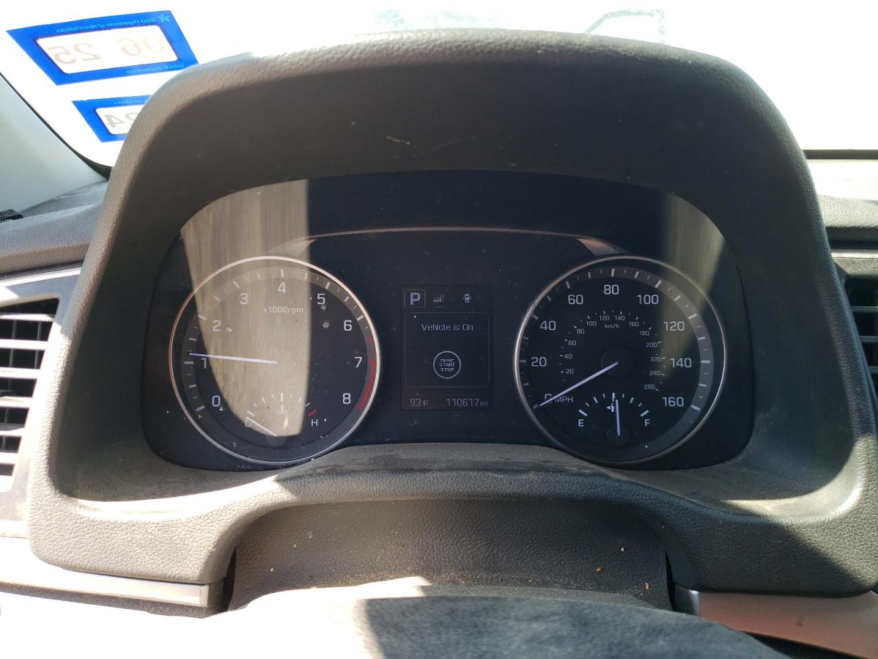 2017 Hyundai Elantra - Image 9
