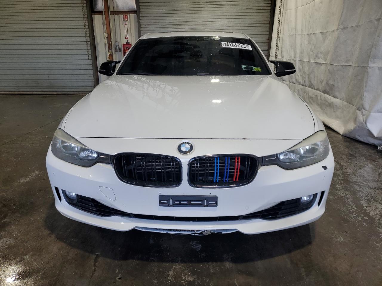 VIN WBA3C1C50DF436039 2013 BMW 3 SERIES no.5