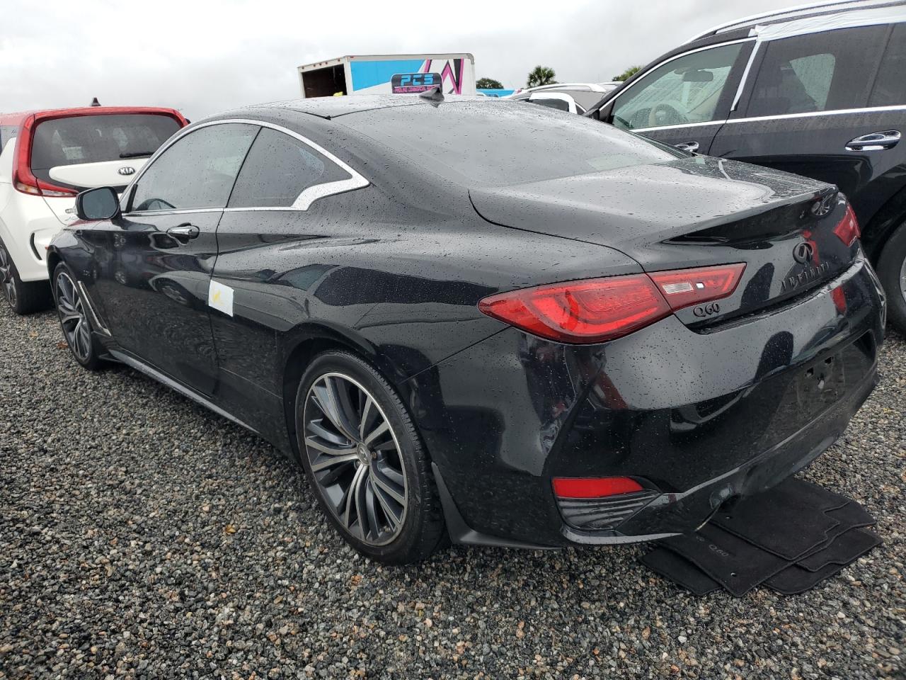 2018 Infiniti Q60 - Image 2
