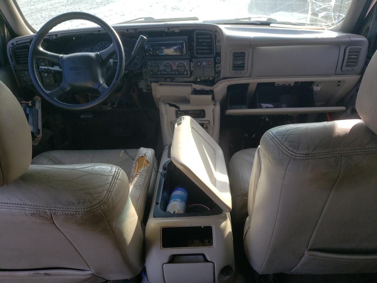 2000 GMC Yukon Xl K1500 VIN: 3GKFK16T1YG127976 Lot: 76401154