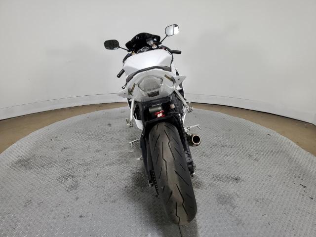 2010 YAMAHA YZFR6 