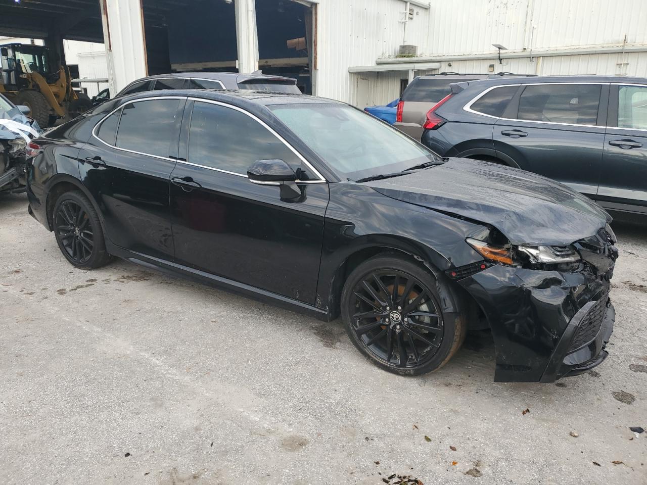2022 Toyota Camry - Image 4