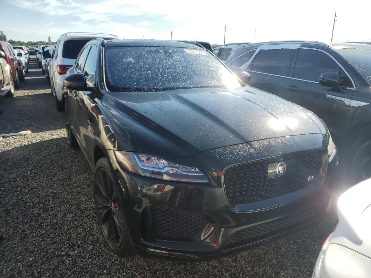 2019 Jaguar F-Pace - Image 5