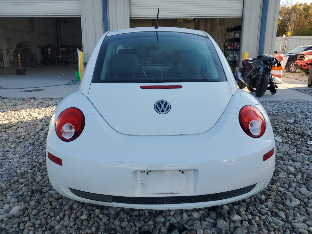 2010 Volkswagen New Beetle VIN: 3VWPW3AG8AM019823 Lot: 76618514