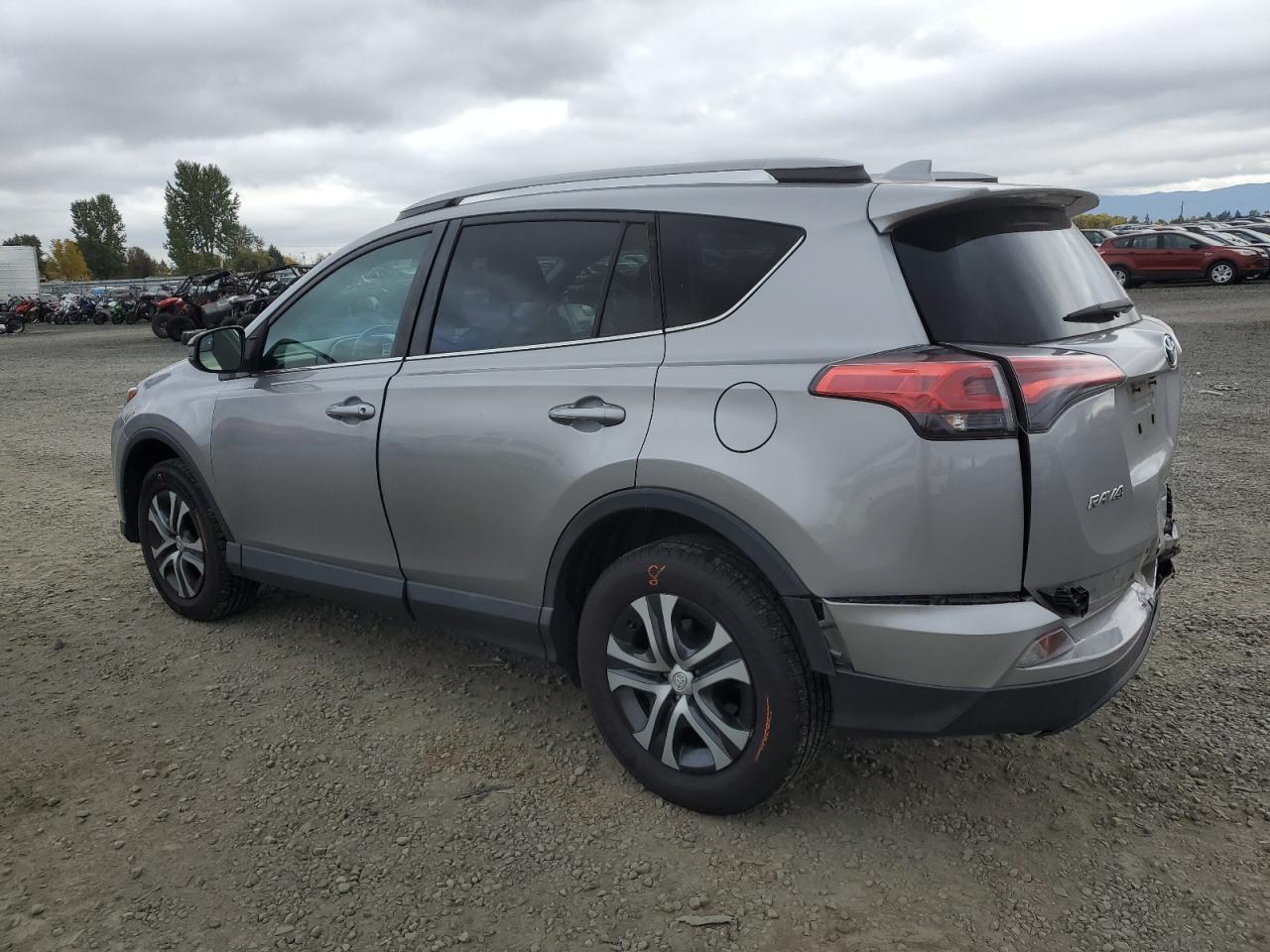 2018 Toyota RAV 4 - Image 2