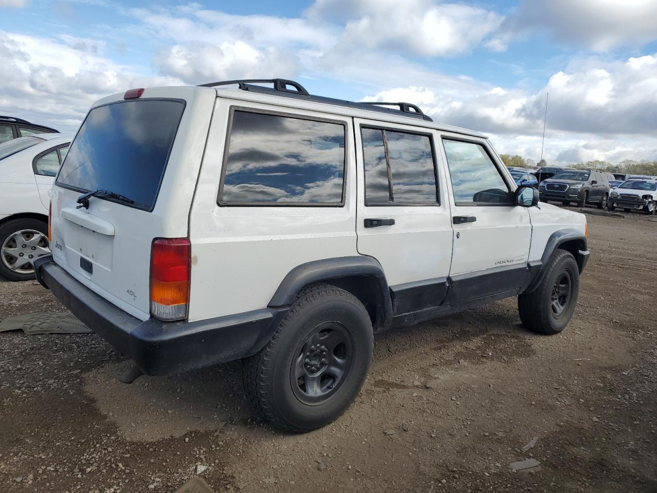 1999 Jeep Grand Cherokee - Image 3
