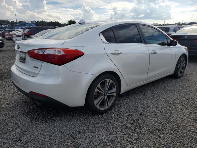  KIA FORTE 2015 Белы