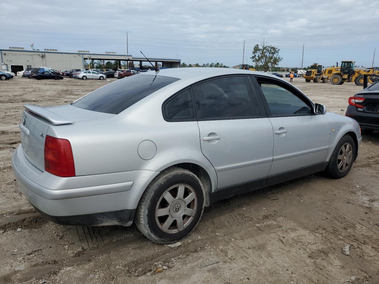 1999 Volkswagen Passat - Image 3