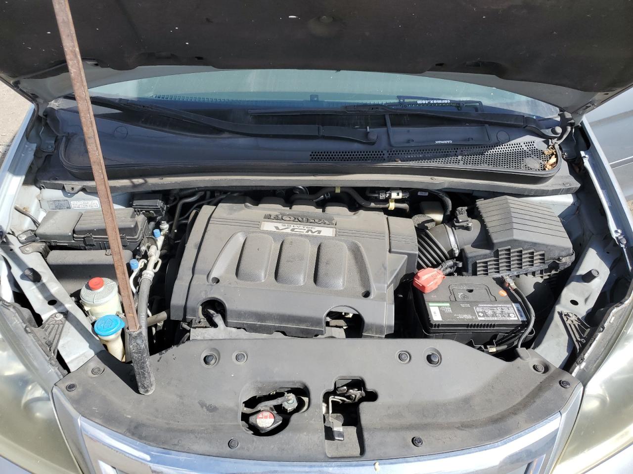 2010 Honda Odyssey - Image 12