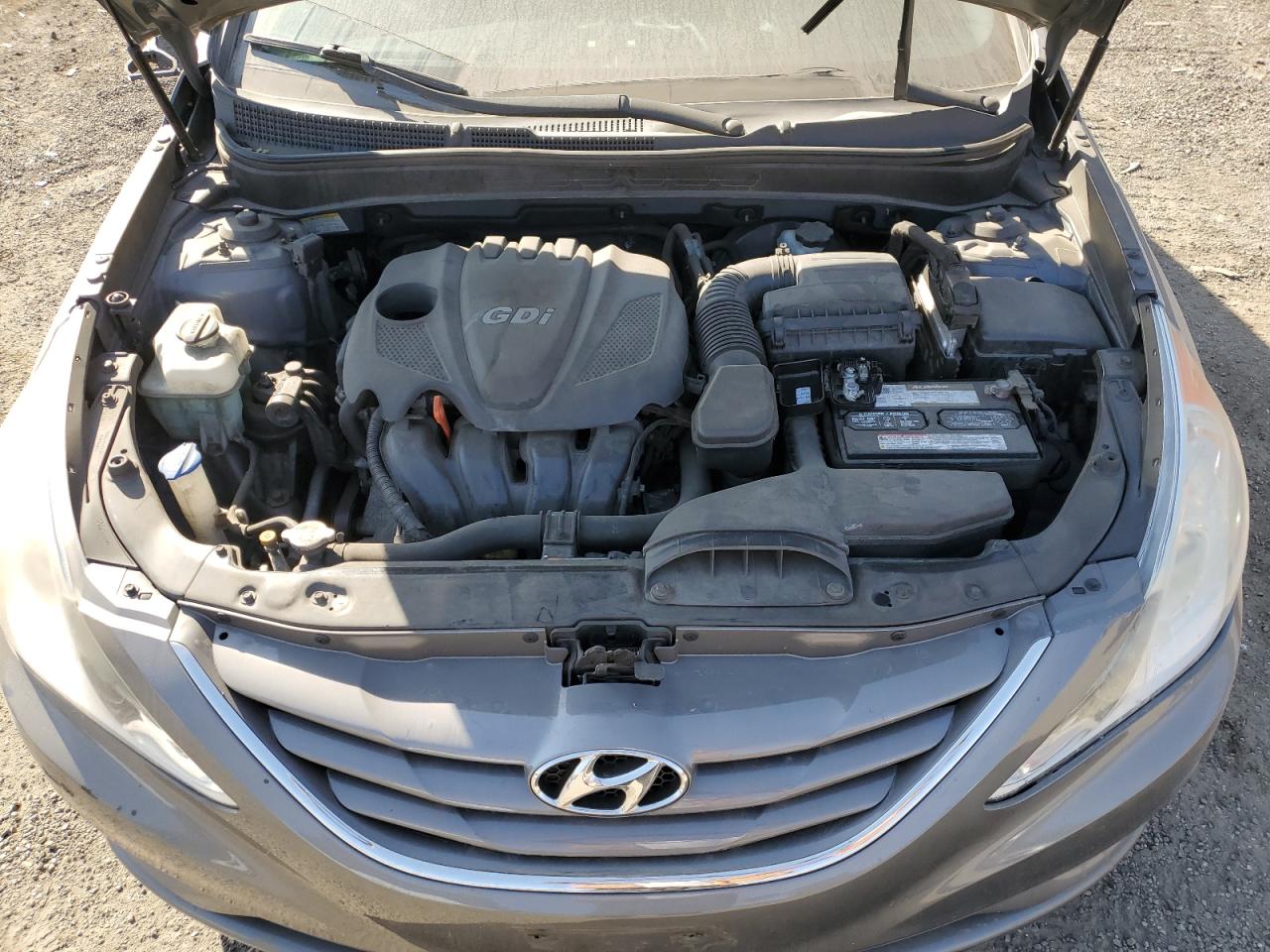 2013 Hyundai Sonata - Image 11