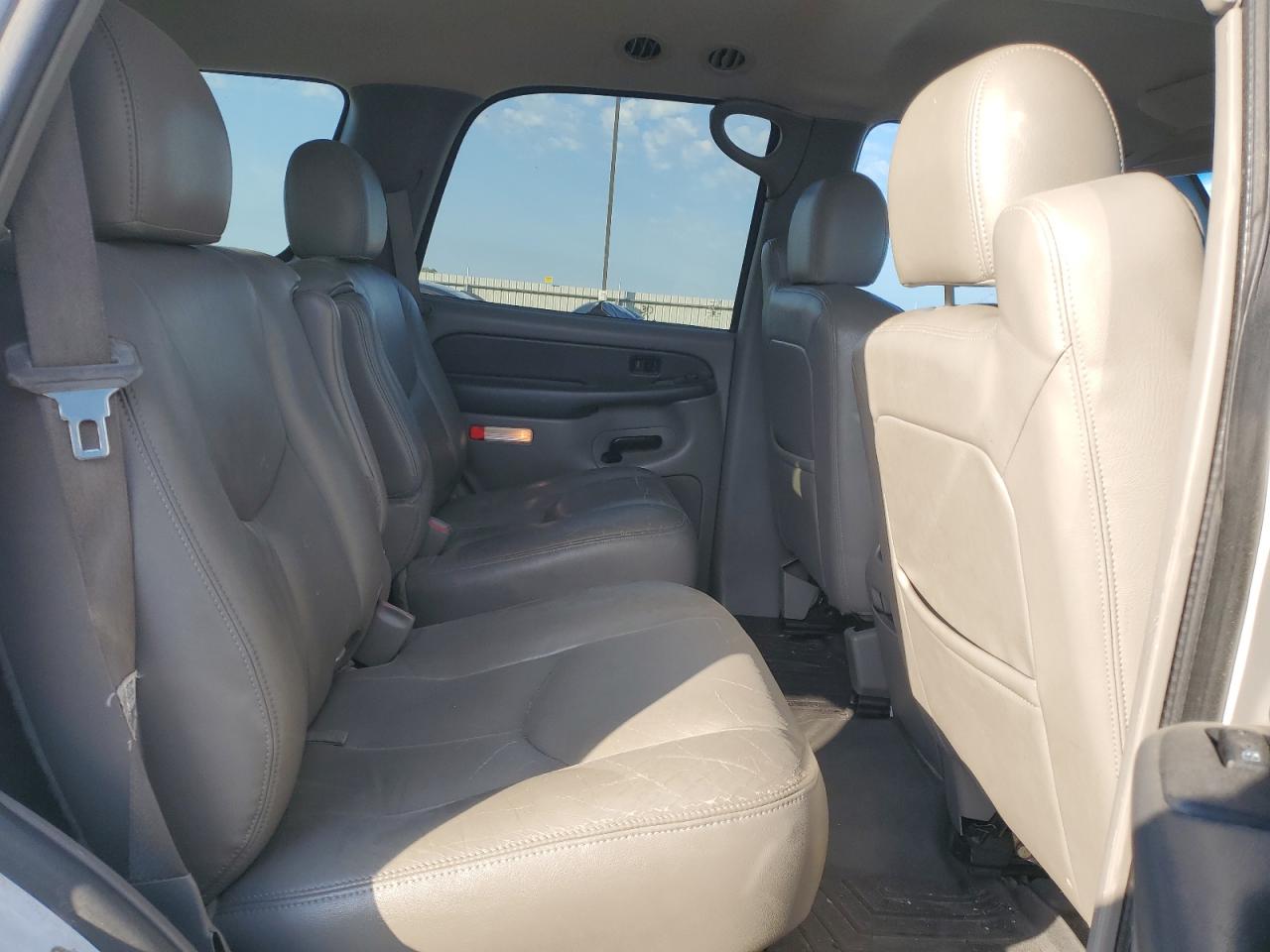 2003 Chevrolet Tahoe C1500 VIN: 1GNEC13Z73R135271 Lot: 75488994