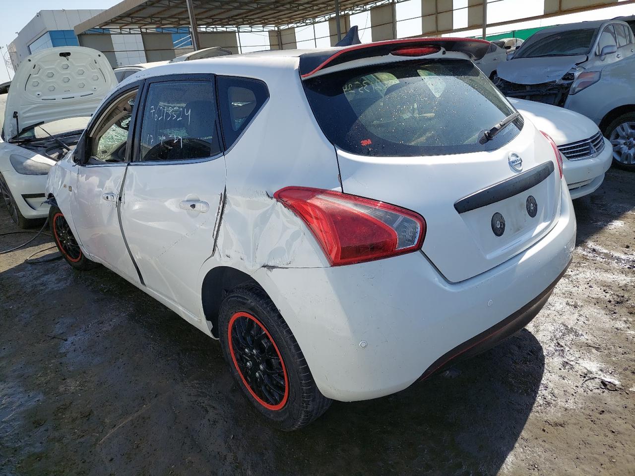 MNTBC2C95E6002961 - 2014 Nissan Tiida - #76213524