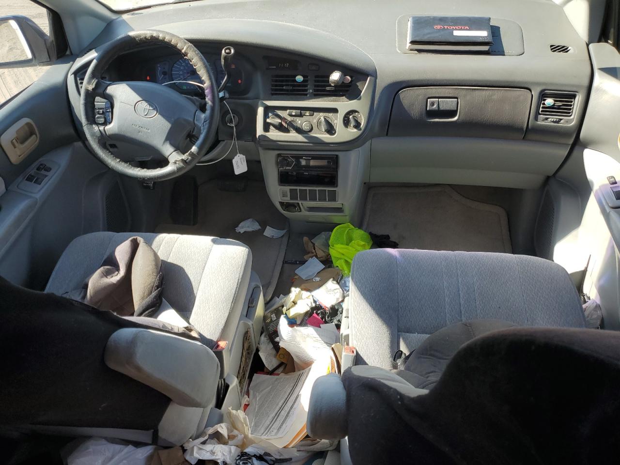 2001 Toyota Sienna Ce VIN: 4T3ZF19C71U347363 Lot: 77733724