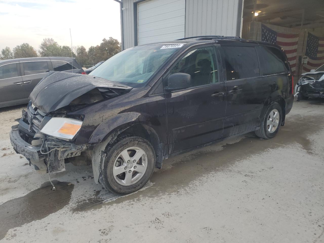 2010 Dodge Caravan - Image 1