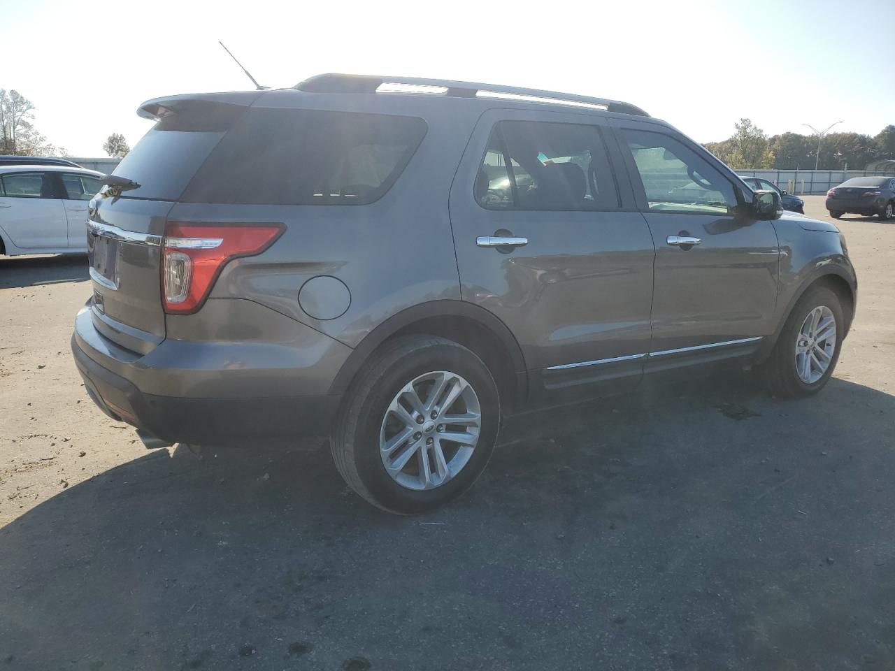 VIN 1FM5K7D82EGC33459 2014 FORD EXPLORER no.3