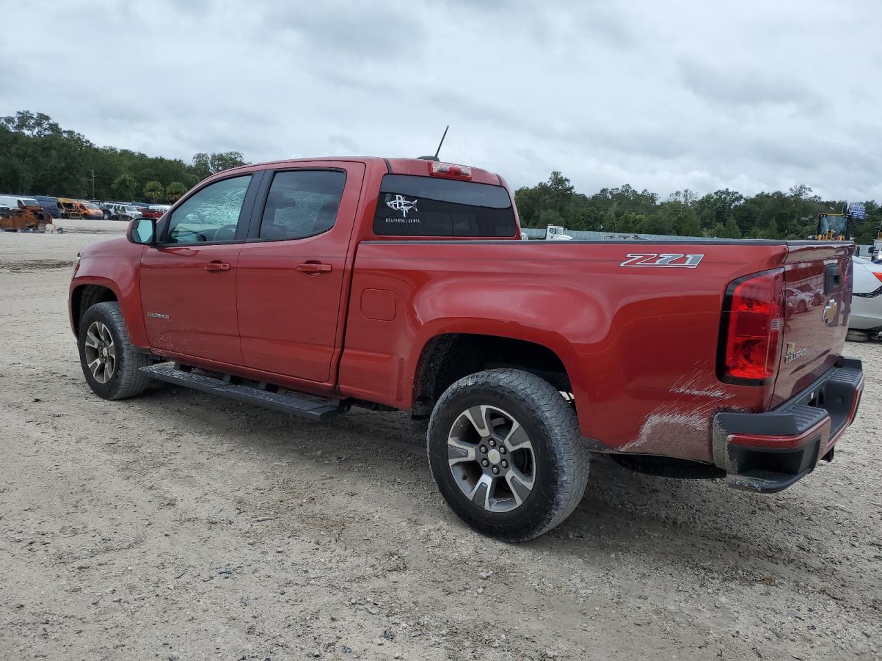 2015 Chevrolet Colorado - Image 2