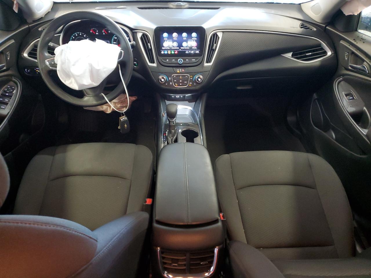 2023 Chevrolet Malibu - Image 8