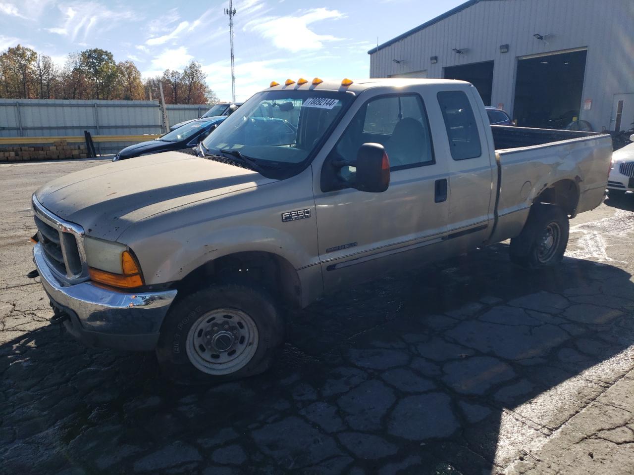 2000 Ford F250 Super Duty for Sale in Rogersville, MO - Side