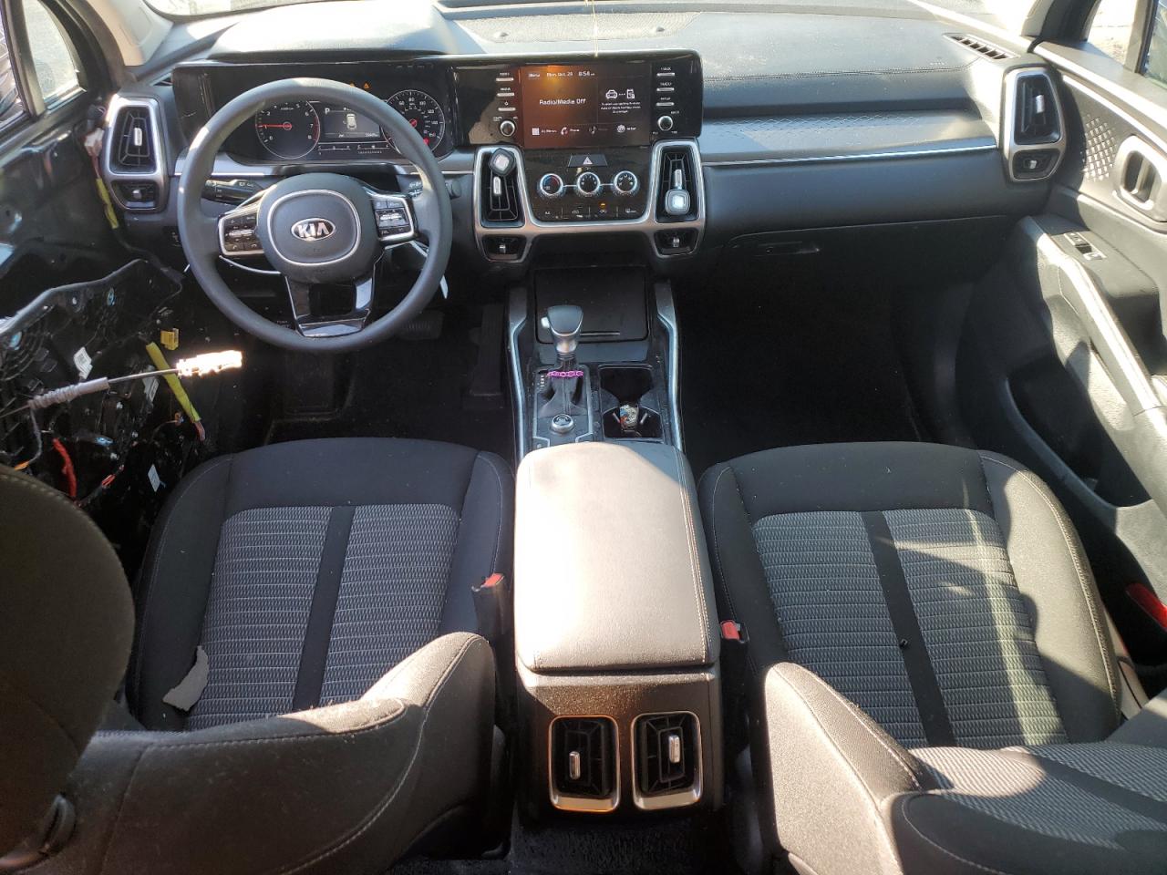2021 Kia Sorento - Image 8