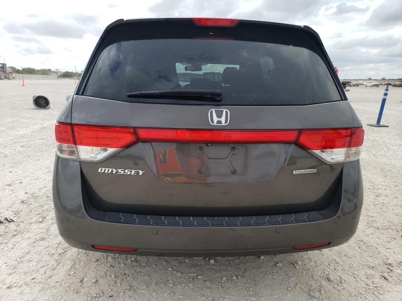 2016 Honda Odyssey - Image 6