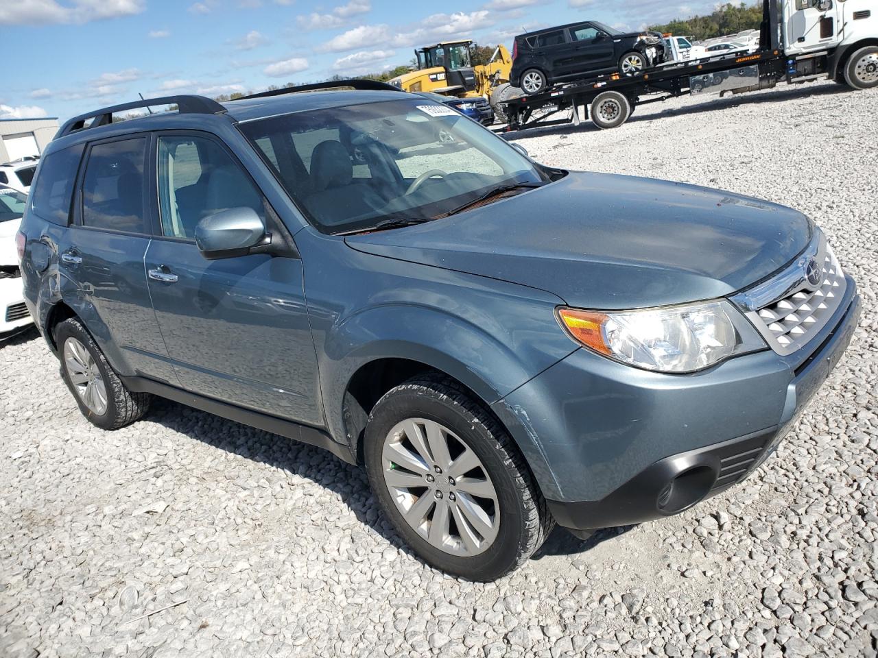 2011 Subaru Forester 2.5X Premium VIN: JF2SHADC6BH730268 Lot: 75932204