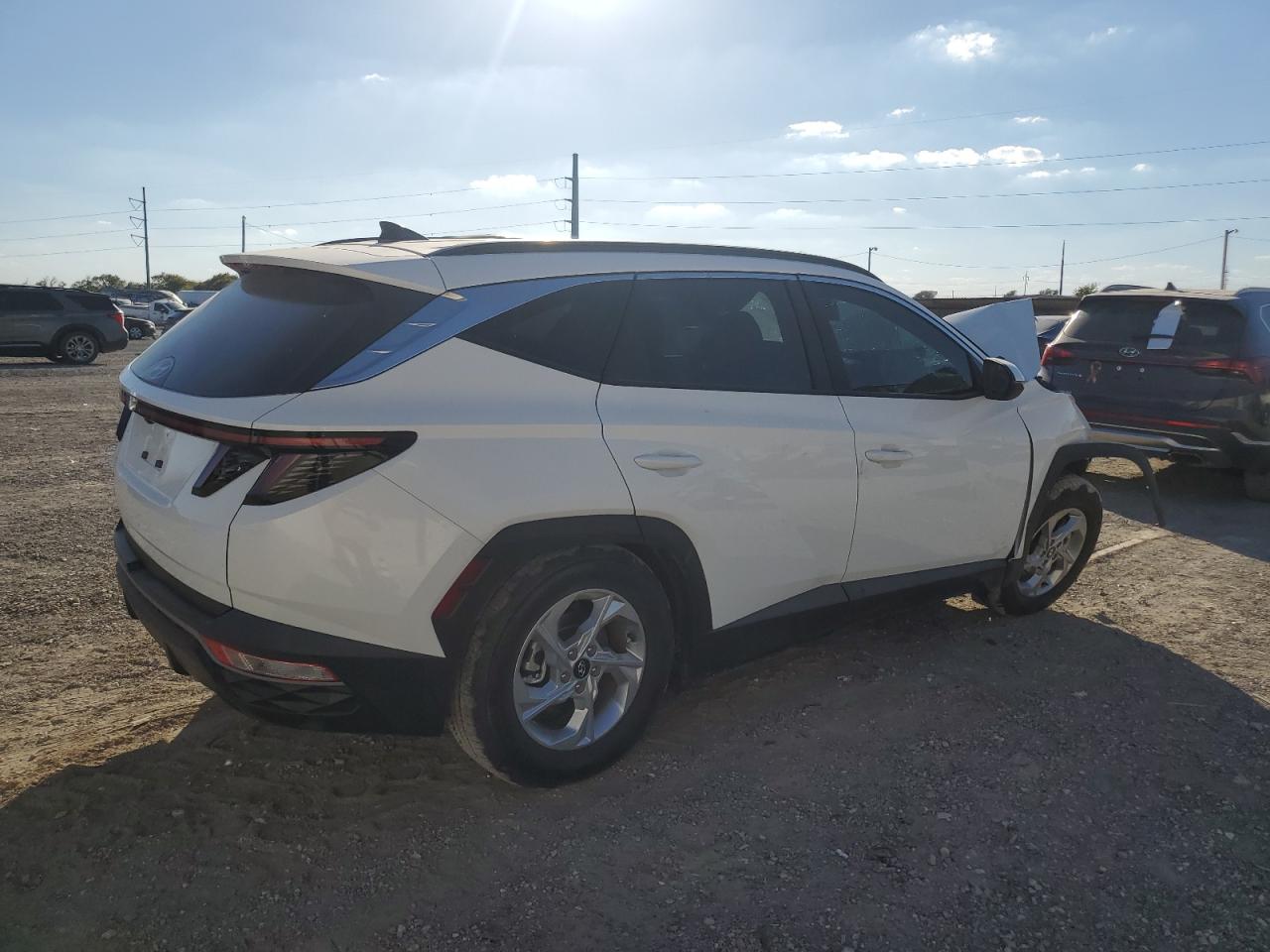 2023 Hyundai Tucson - Image 3