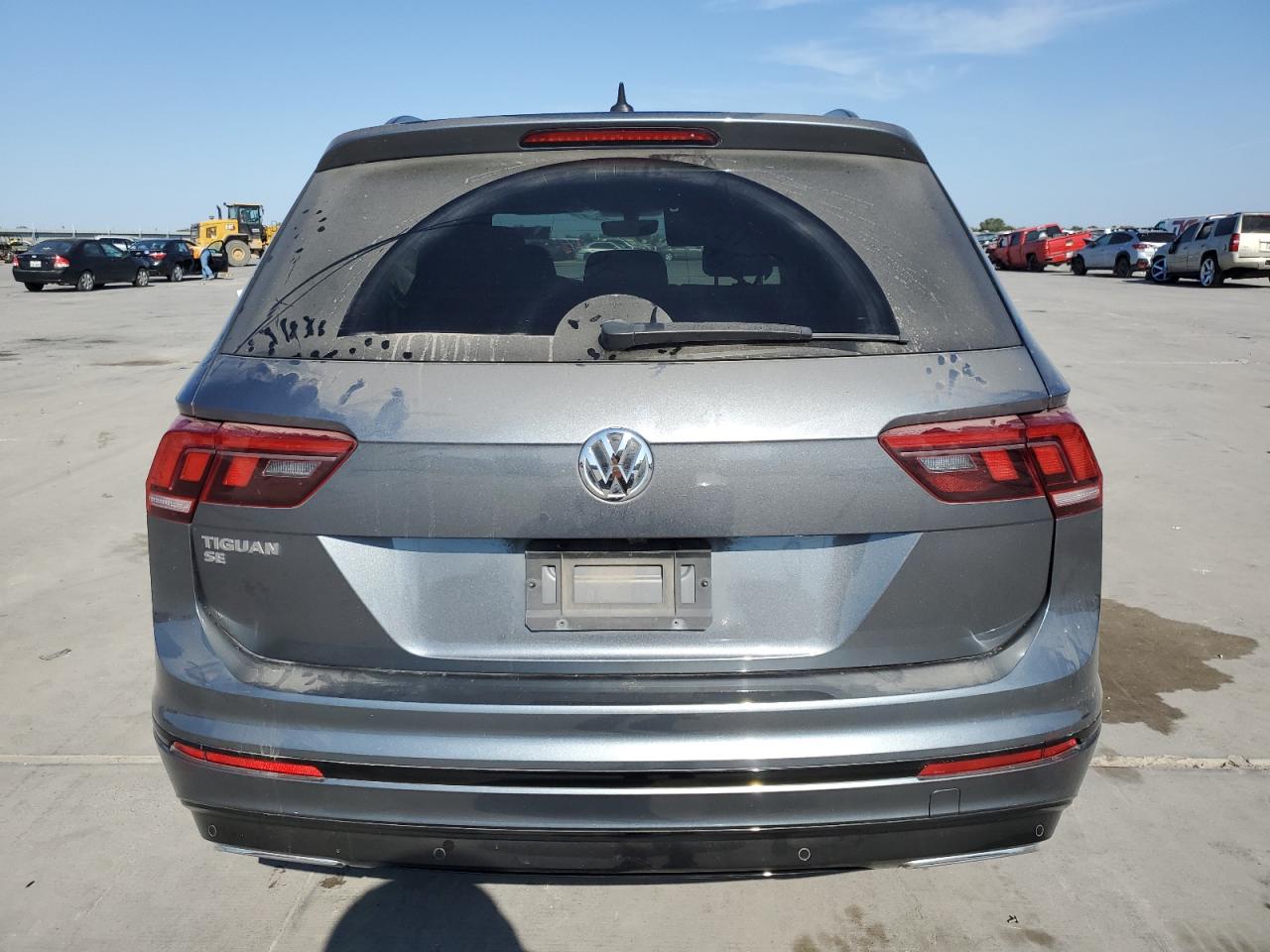 2021 Volkswagen Tiguan - Image 5