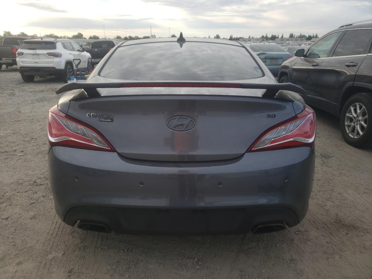 KMHHU6KJ5GU131763 2016 Hyundai Genesis Coupe 3.8 R-Spec