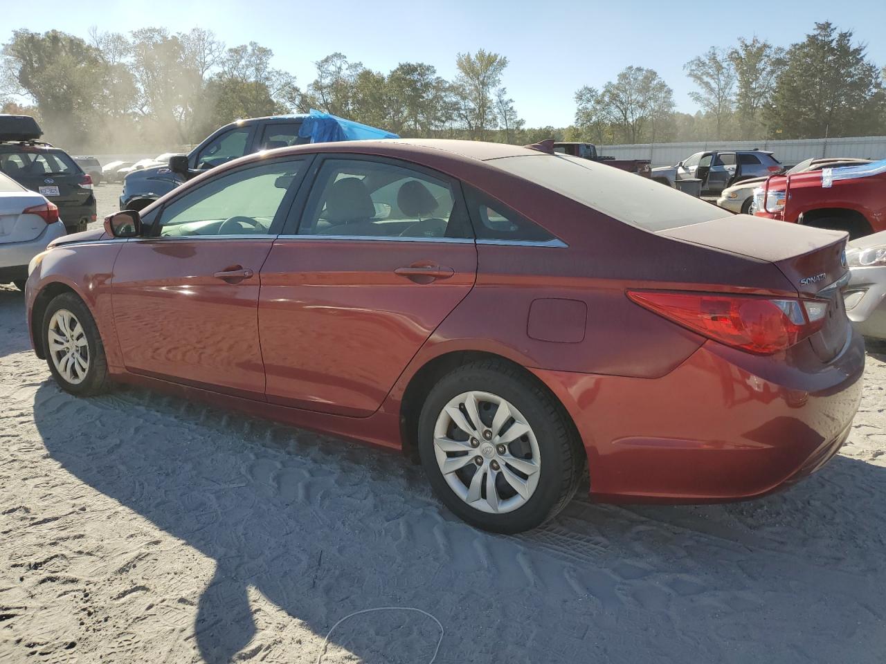 2012 Hyundai Sonata - Image 2
