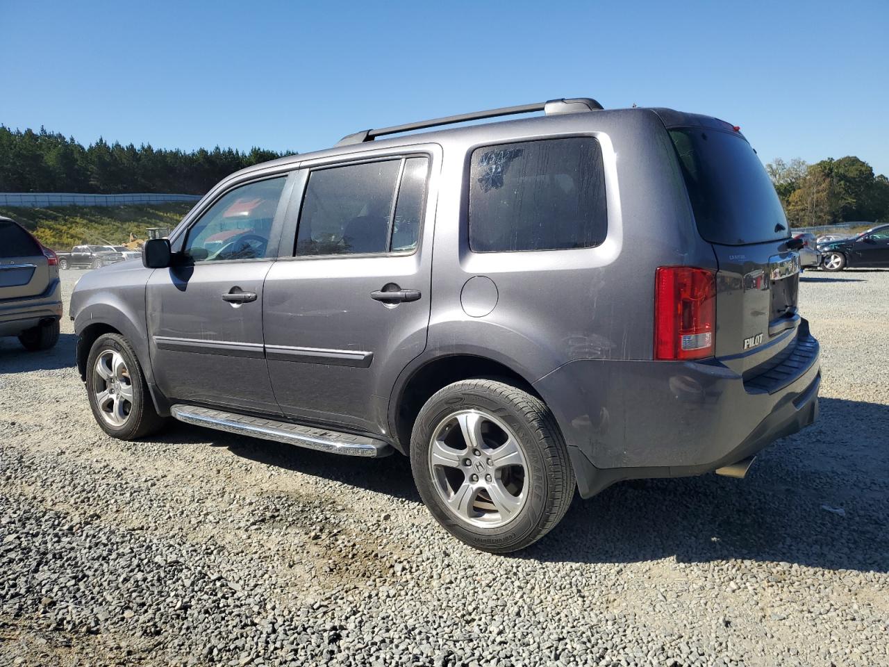 2015 Honda Pilot - Image 2