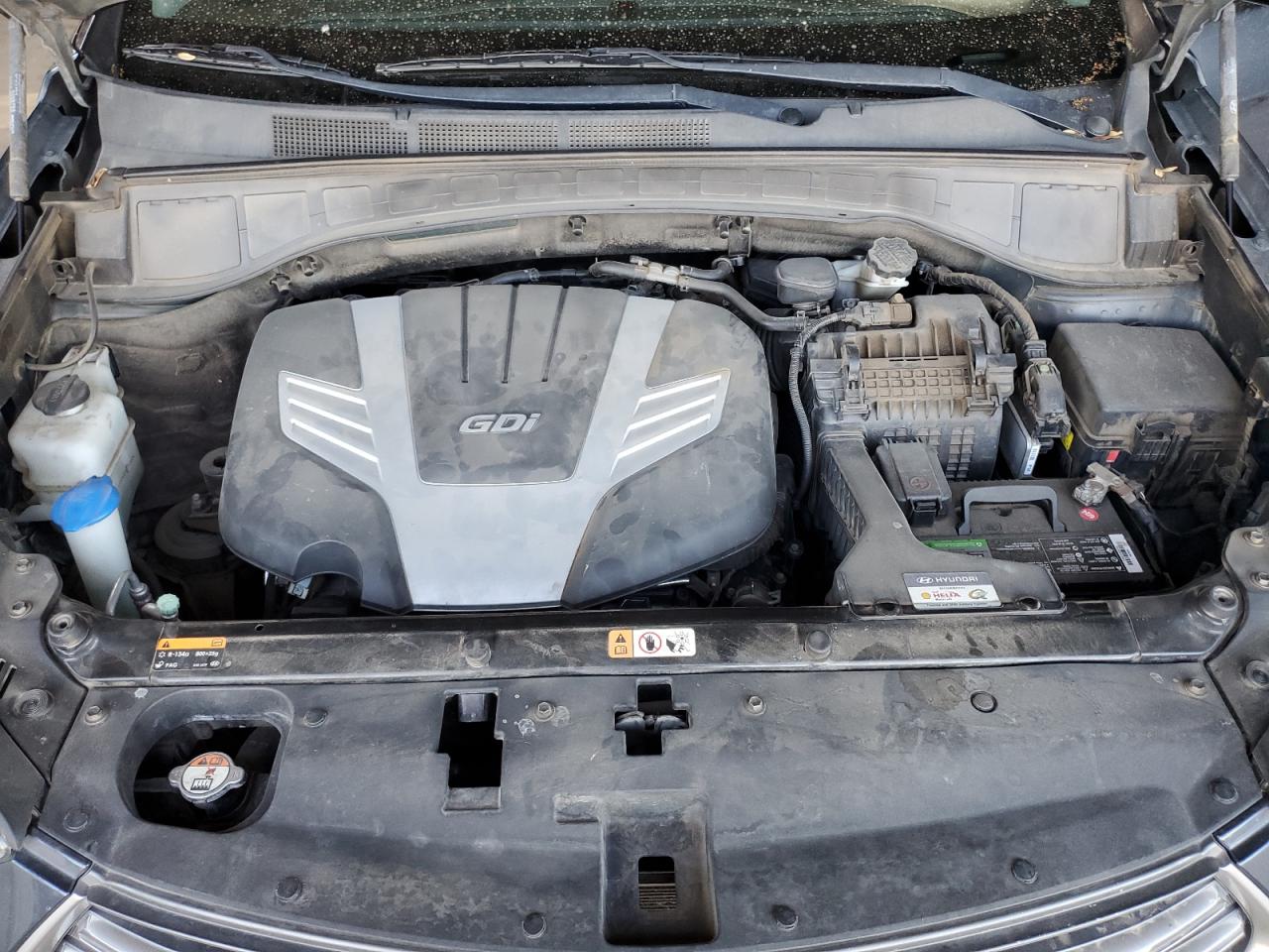 2017 Hyundai Santa Fe - Image 12