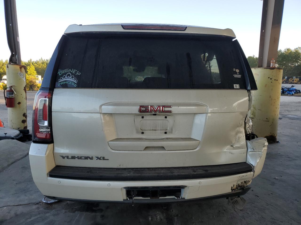 1GKS1HKC1FR501466 2015 GMC Yukon Xl C1500 Slt