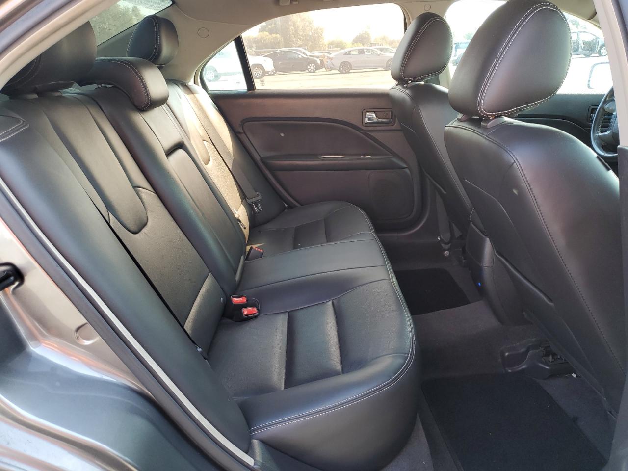 2011 Ford Fusion - Image 10