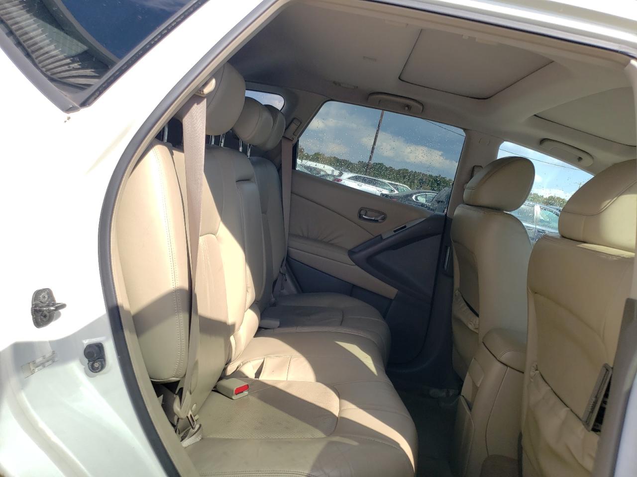 2009 Nissan Murano - Image 11