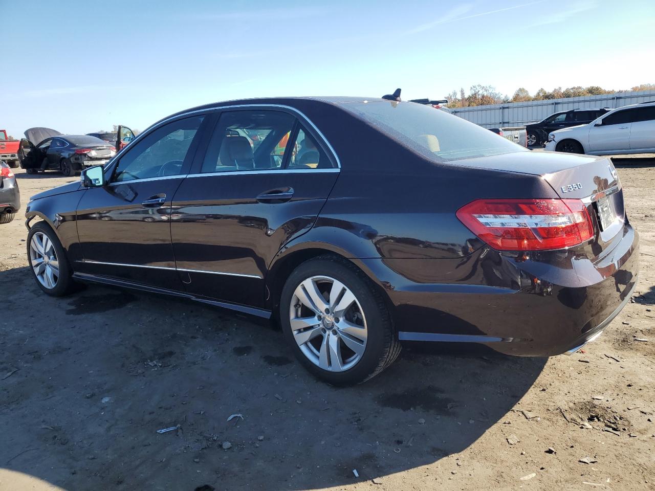 VIN WDDHF2EBXDA733895 2013 MERCEDES-BENZ E-CLASS no.2