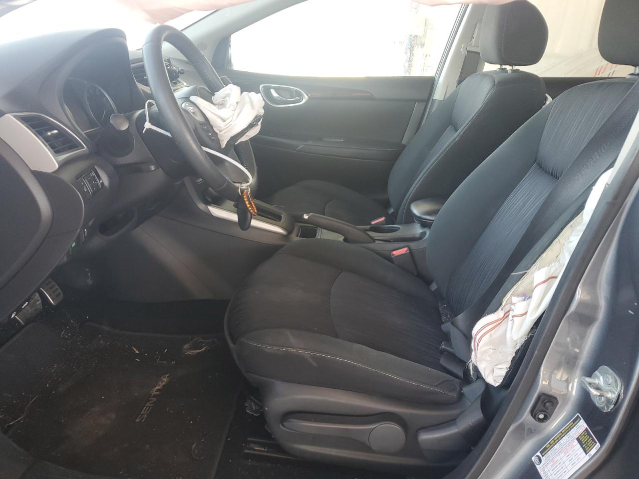 2019 Nissan Sentra - Image 7