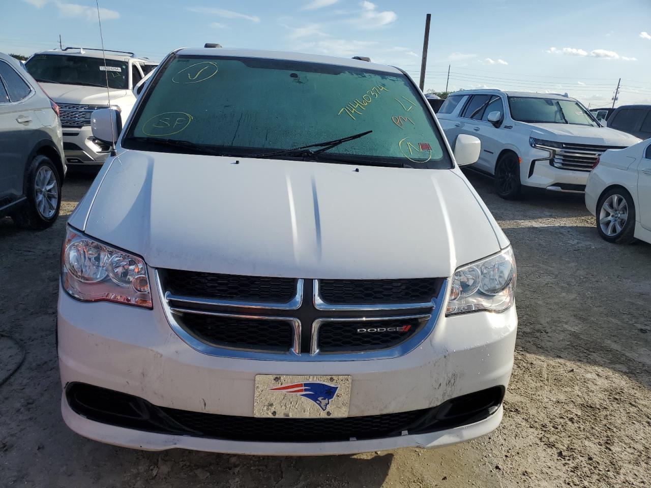 2016 Dodge Grand Caravan Sxt VIN: 2C4RDGCG1GR339105 Lot: 74460374