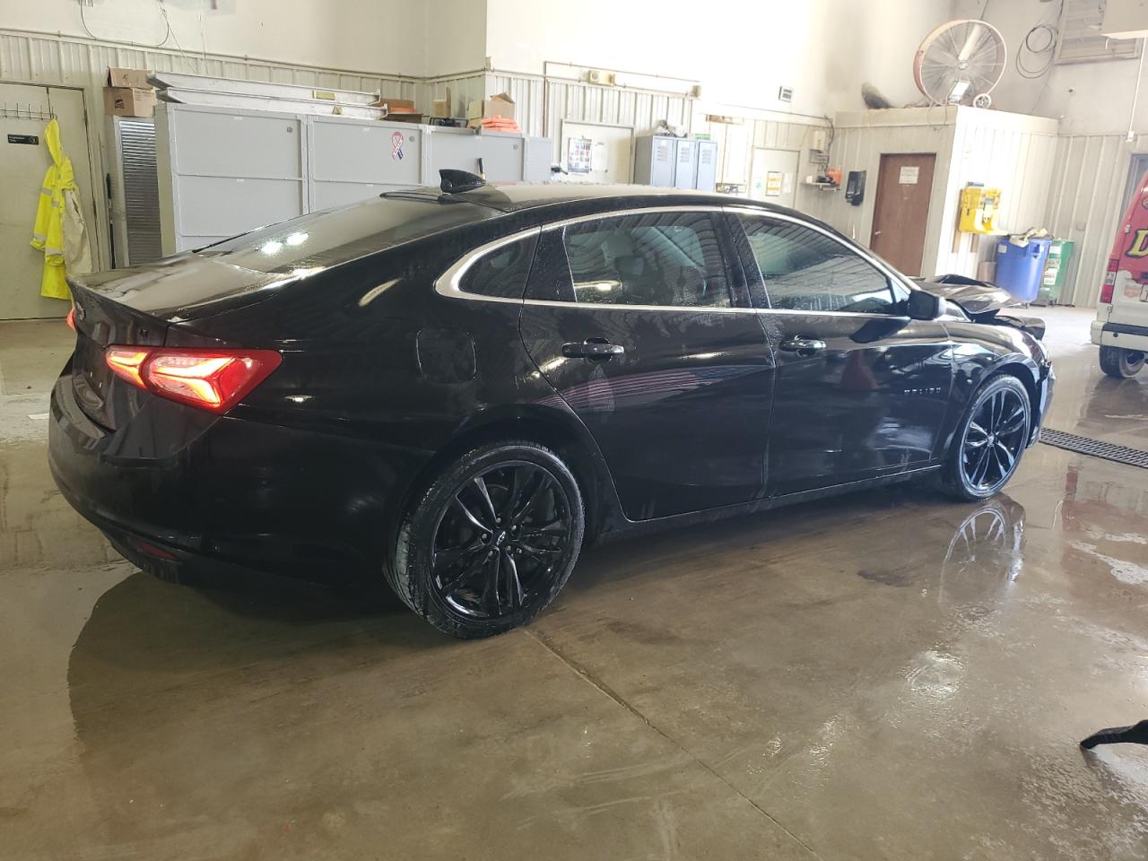 2021 Chevrolet Malibu - Image 3