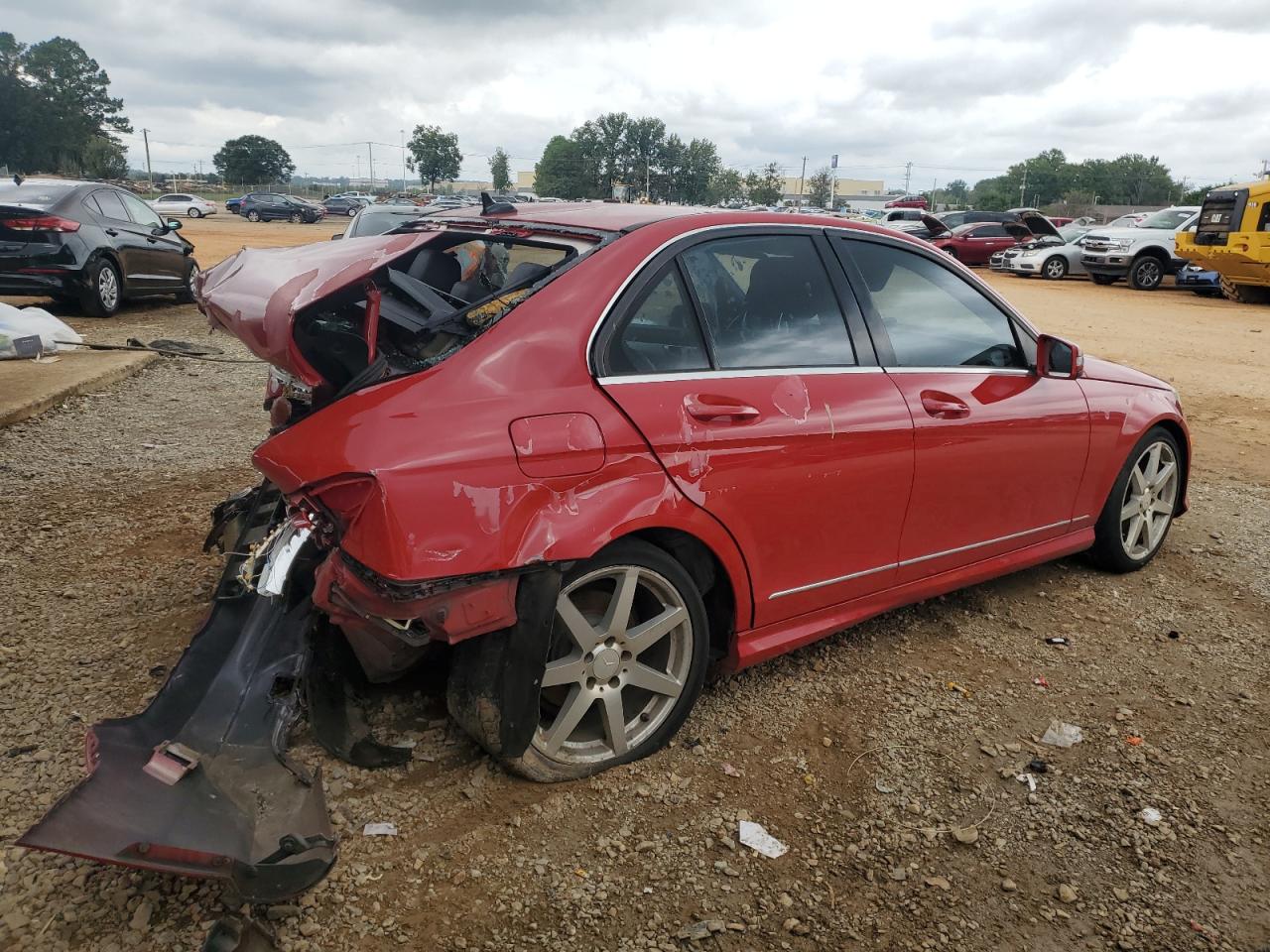 VIN WDDGF4HB3DA768989 2013 MERCEDES-BENZ C-CLASS no.3