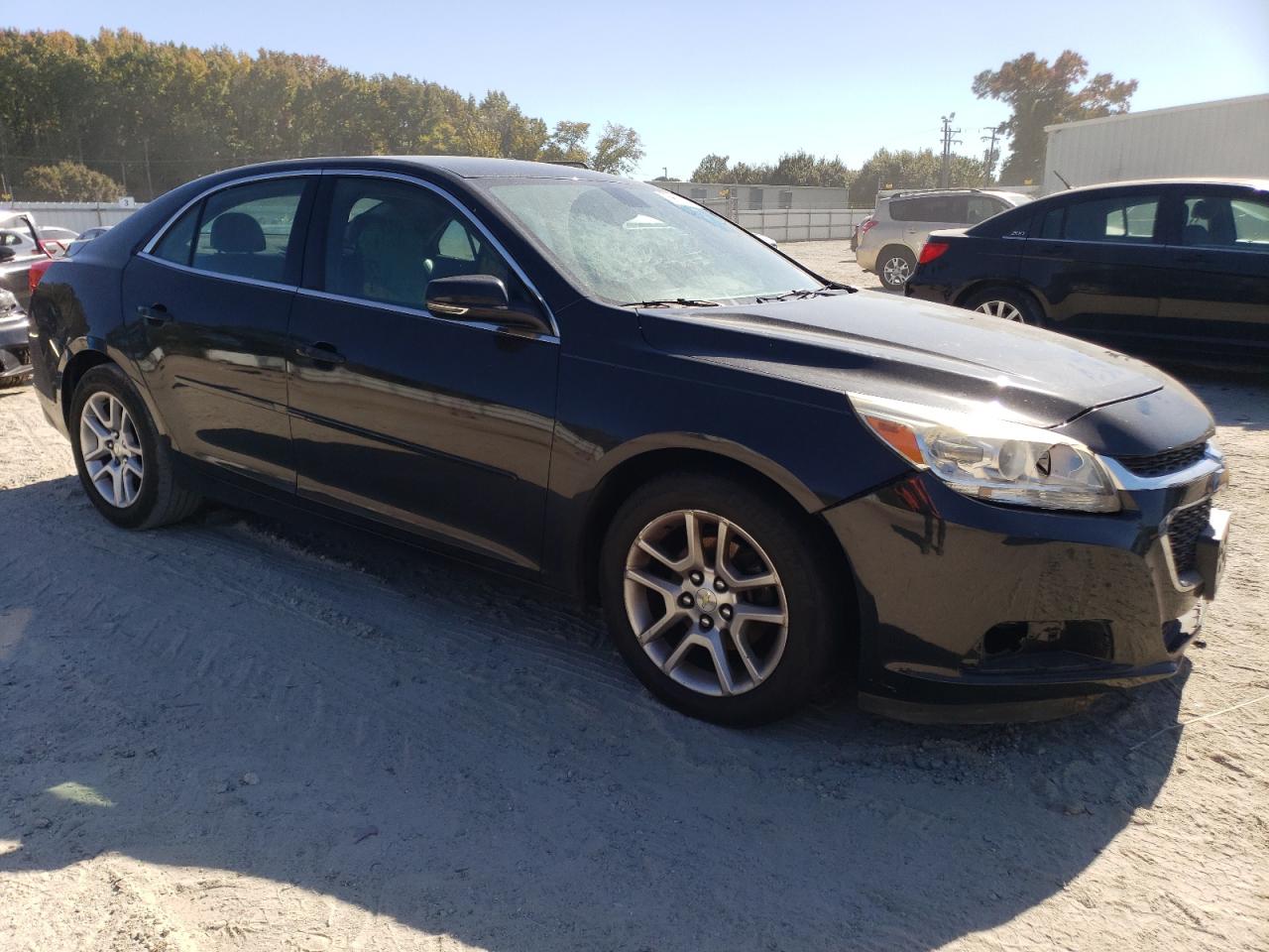 2015 Chevrolet Malibu - Image 4
