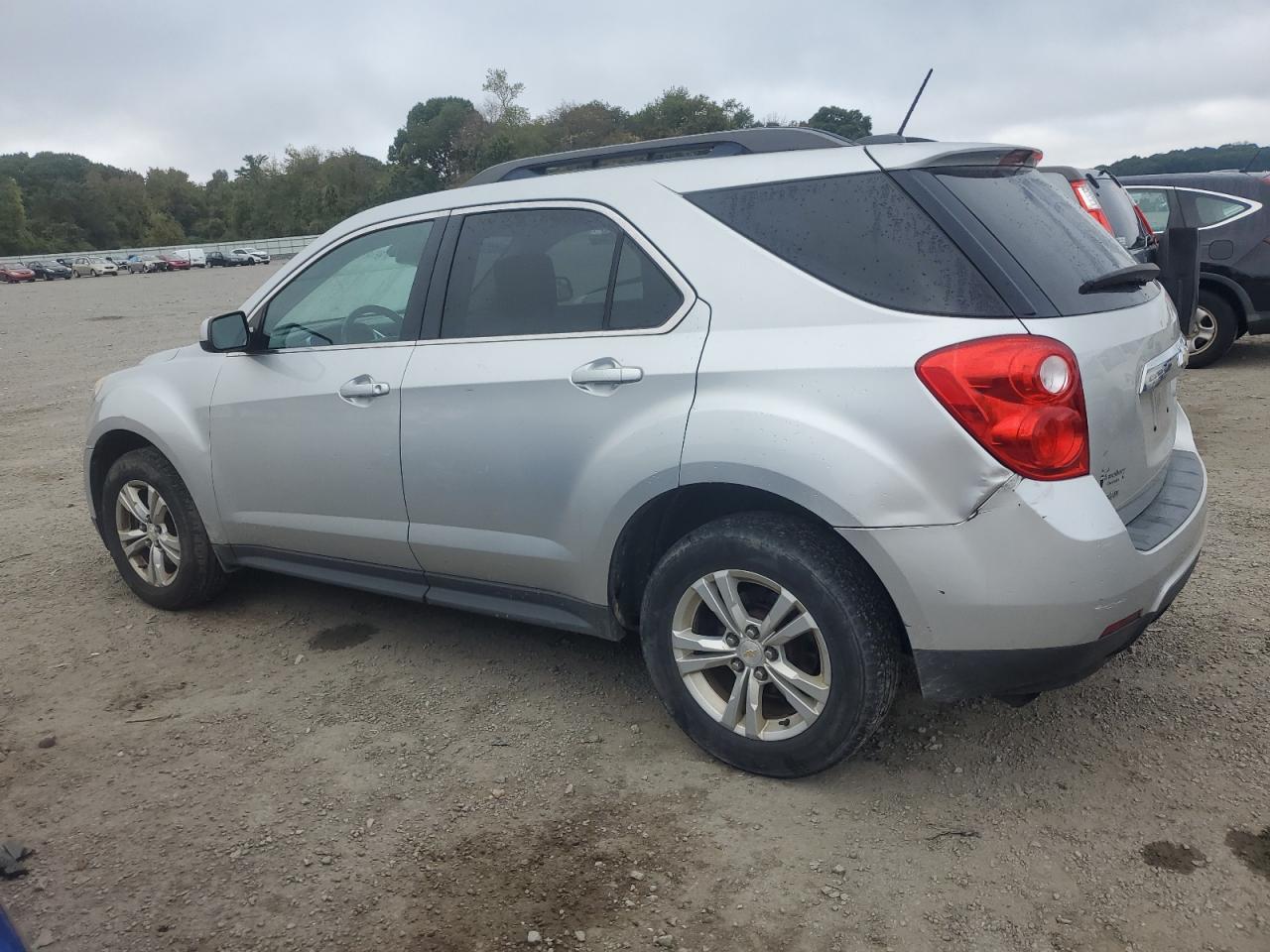 1GNFLFEK7FZ108254 2015 CHEVROLET EQUINOX - Image 2