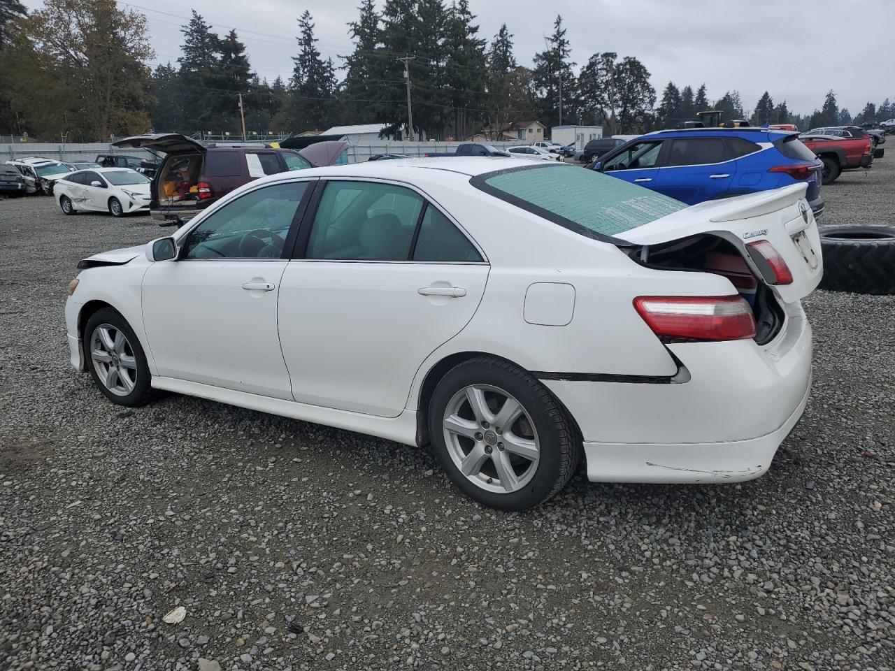 2009 Toyota Camry - Image 2