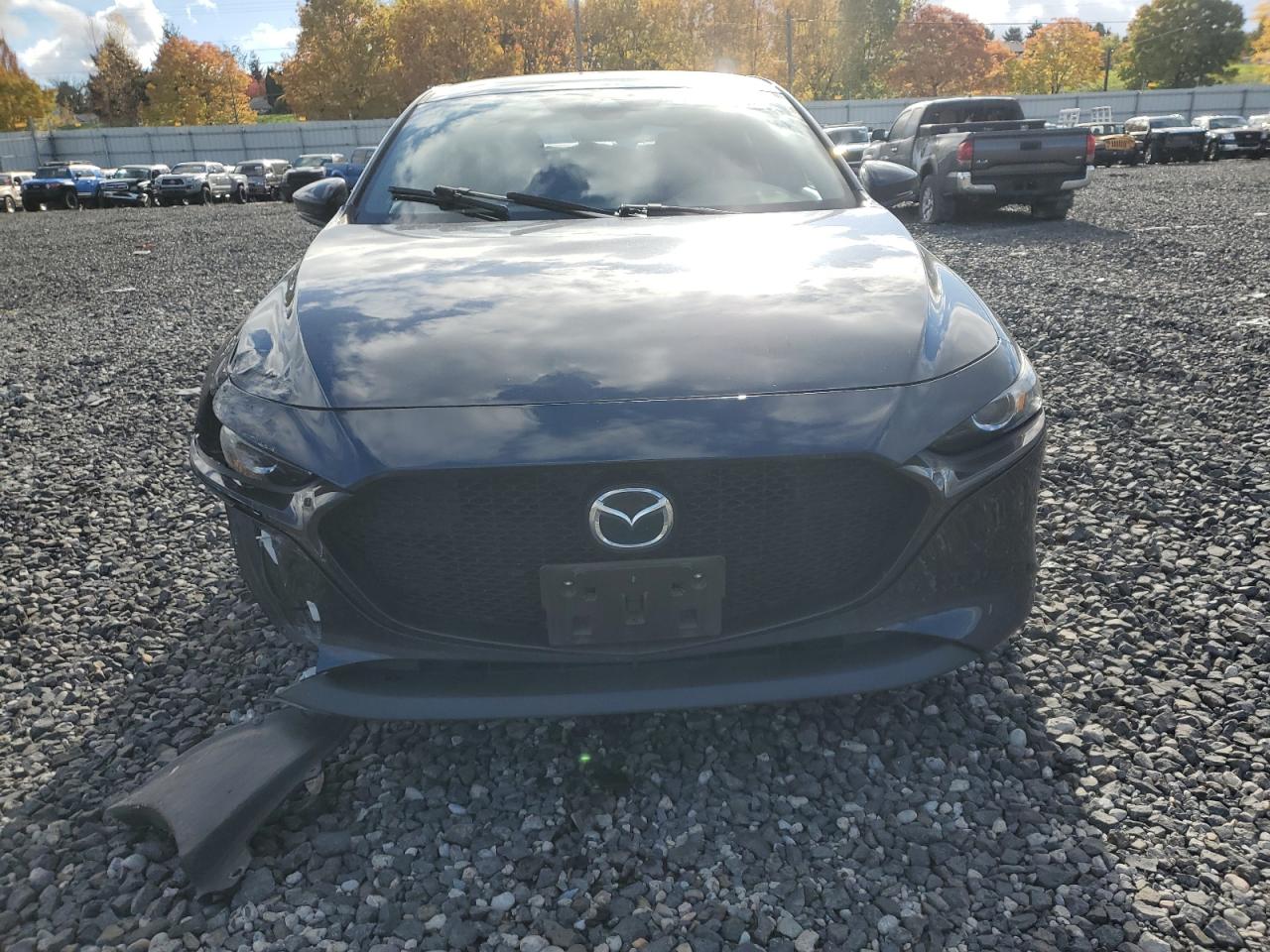 2019 Mazda 3 - Image 5